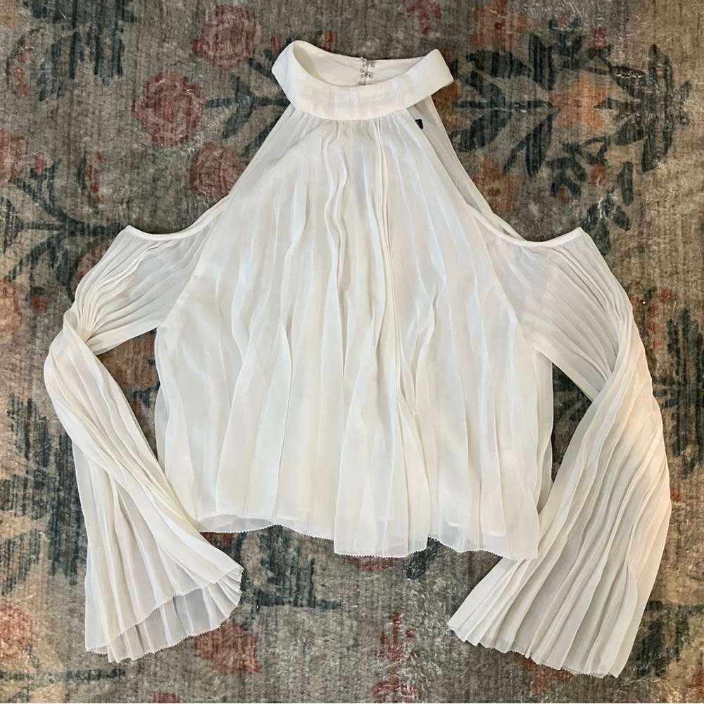 Express White Pleated Cold Shoulder Blouse Size M